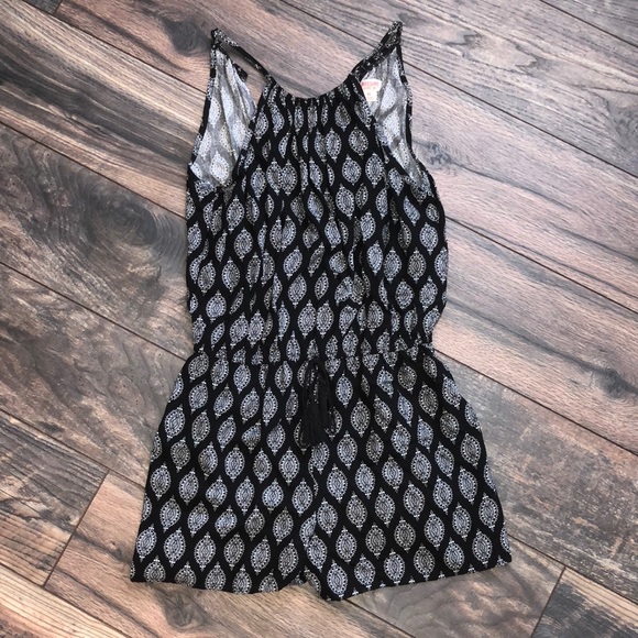 Romper - Picture 1 of 2